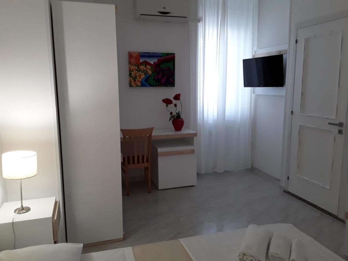 Porto Cesareo Hotel Екстер'єр фото