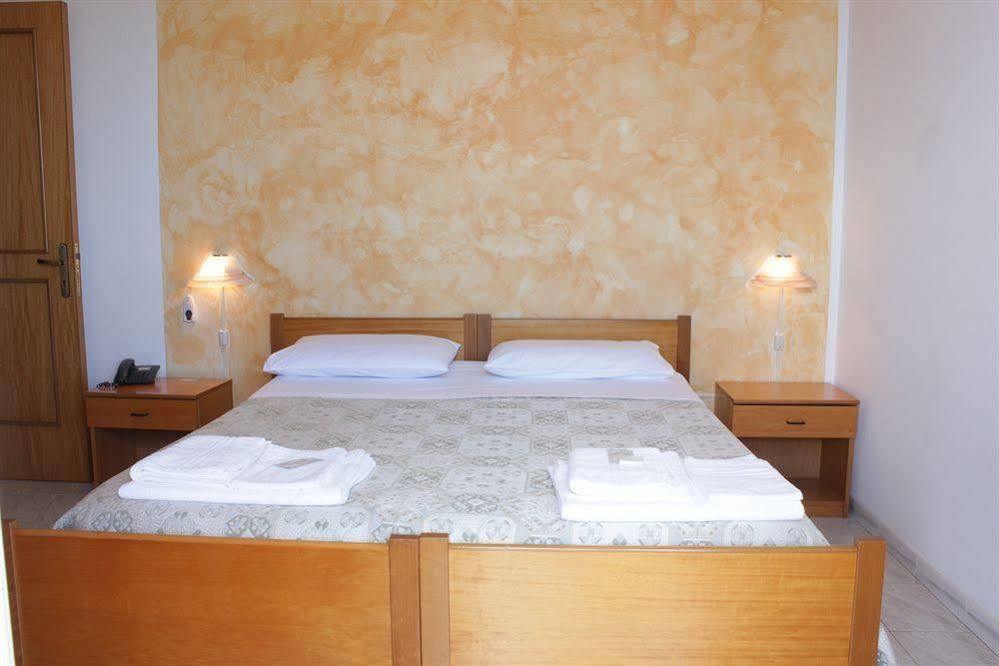 Porto Cesareo Hotel Екстер'єр фото