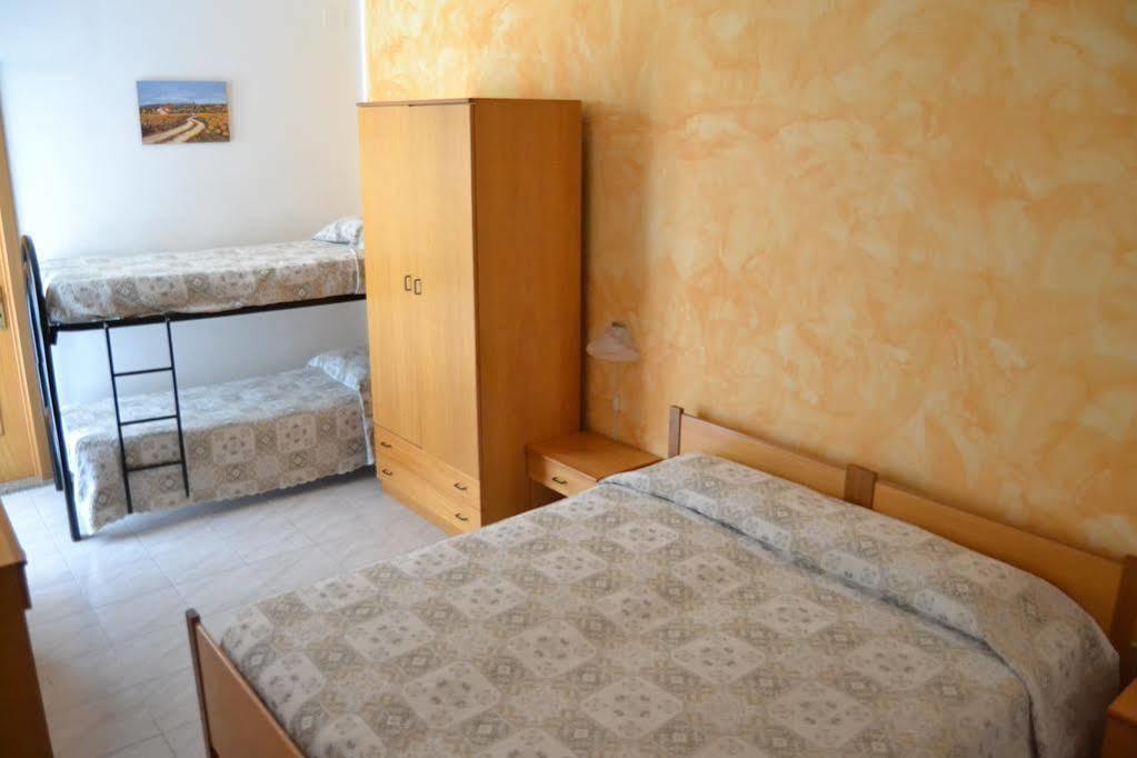 Porto Cesareo Hotel Екстер'єр фото
